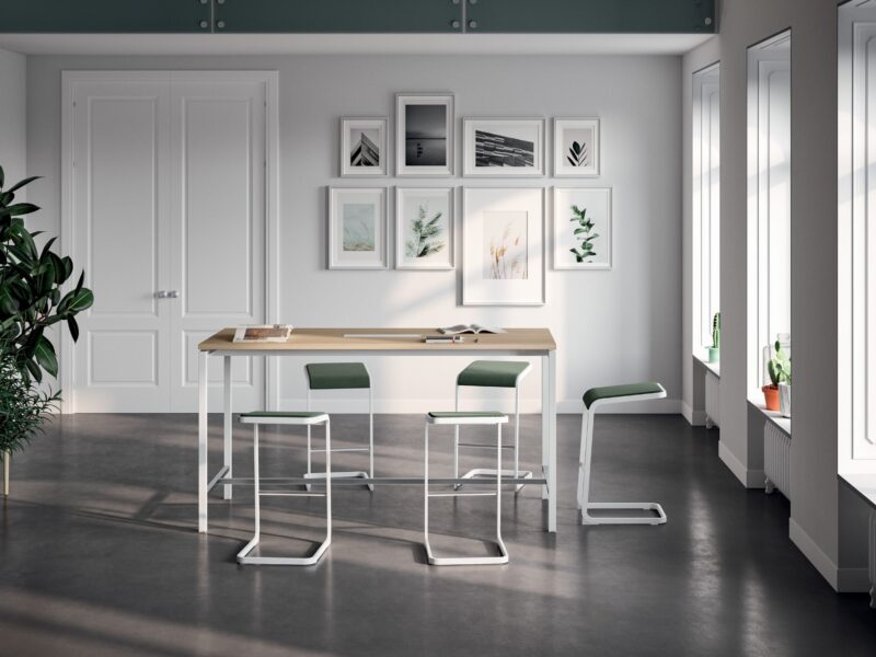 C-Stool Bar Chairs