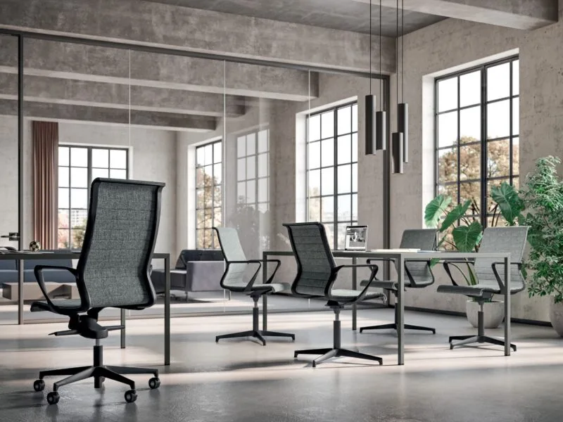 Dinamica and Dinamica Soft Task Chairs