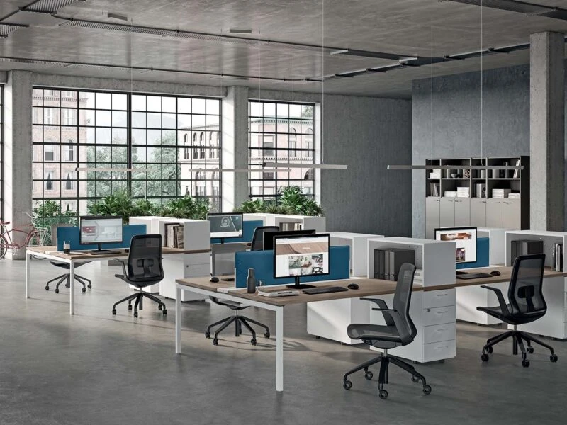 Idea+ 01 Desks