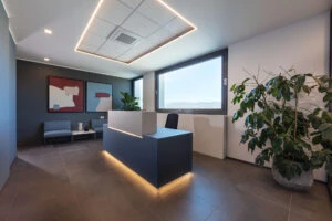Reception Z1 karşılama bankosu 3. görsel