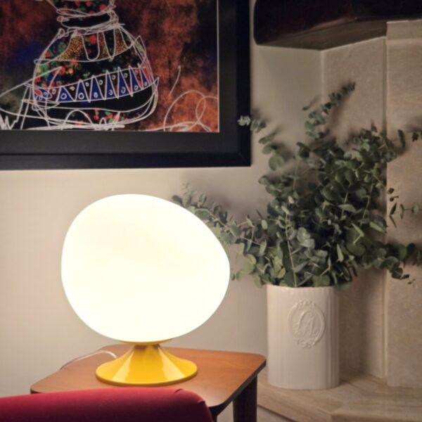 5lamp Egg Renkli Opak Gövde Masa Aydınlatması