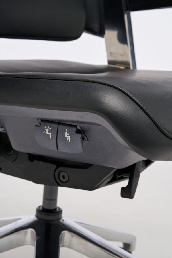 Starlux, çalışma koltuğu