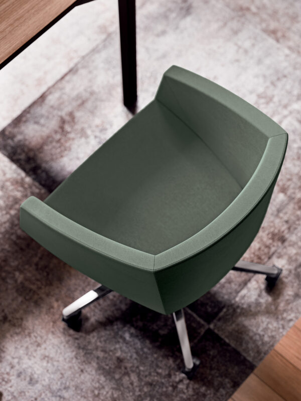 Alias, çok amaçlı koltuk