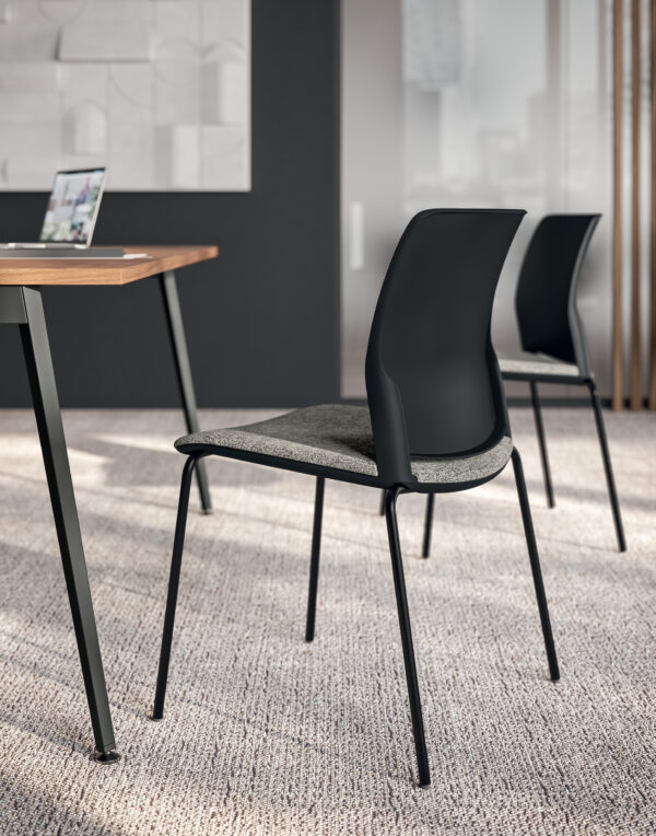 Close, çok amaçlı koltuk