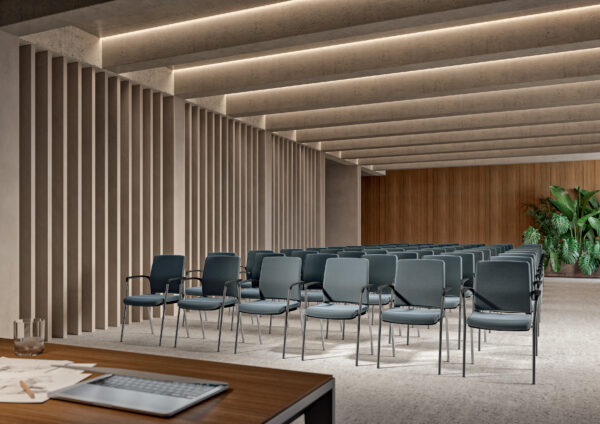 Cloud, toplantı koltuğu