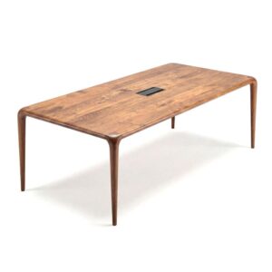 Brenda, toplantı masası